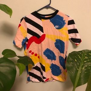 nike graphic tee